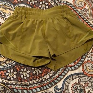 Lululemon hotty hot shorts
